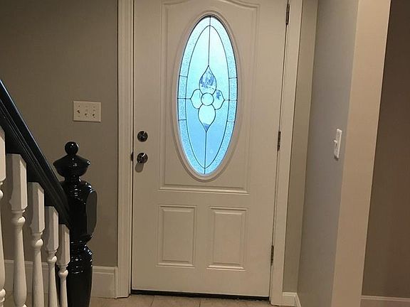 3rd image of 49 Essex St