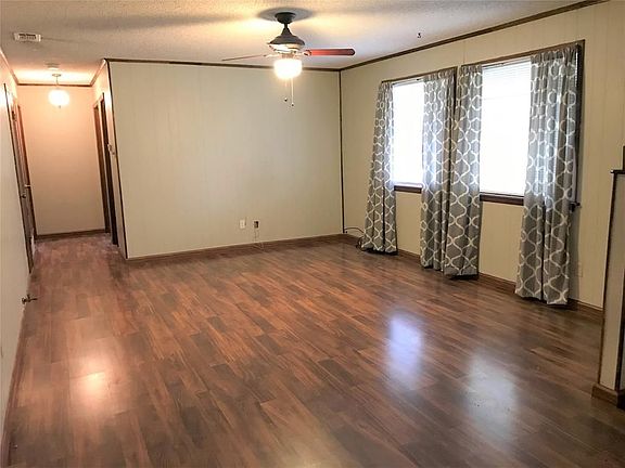 2nd image of 509 Live Oak St