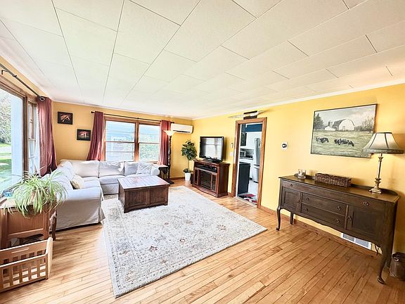 2nd image of 16 Southard Street