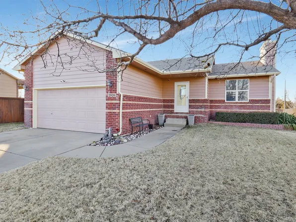 2926 N Keith Ct, Wichita, KS 67205