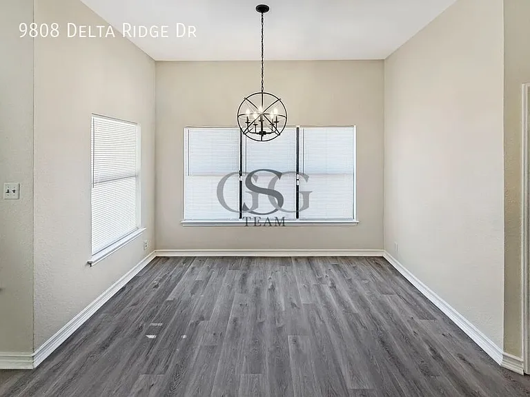 9808 Delta Ridge Dr — Photo 25