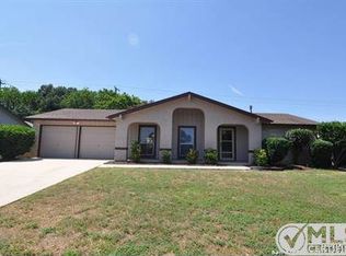 5711 Sun Ridge Dr, San Antonio, TX 78247