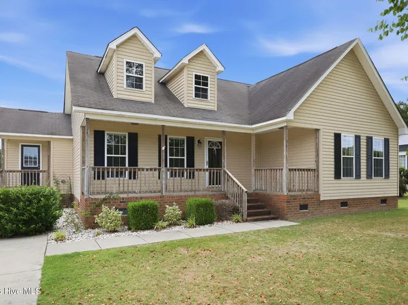 551 Eagles Nest Road, Grimesland, NC 27837
