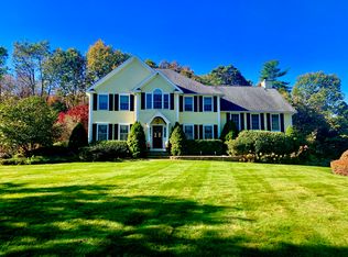 2 Bishop Ln, Middleton, MA 01949