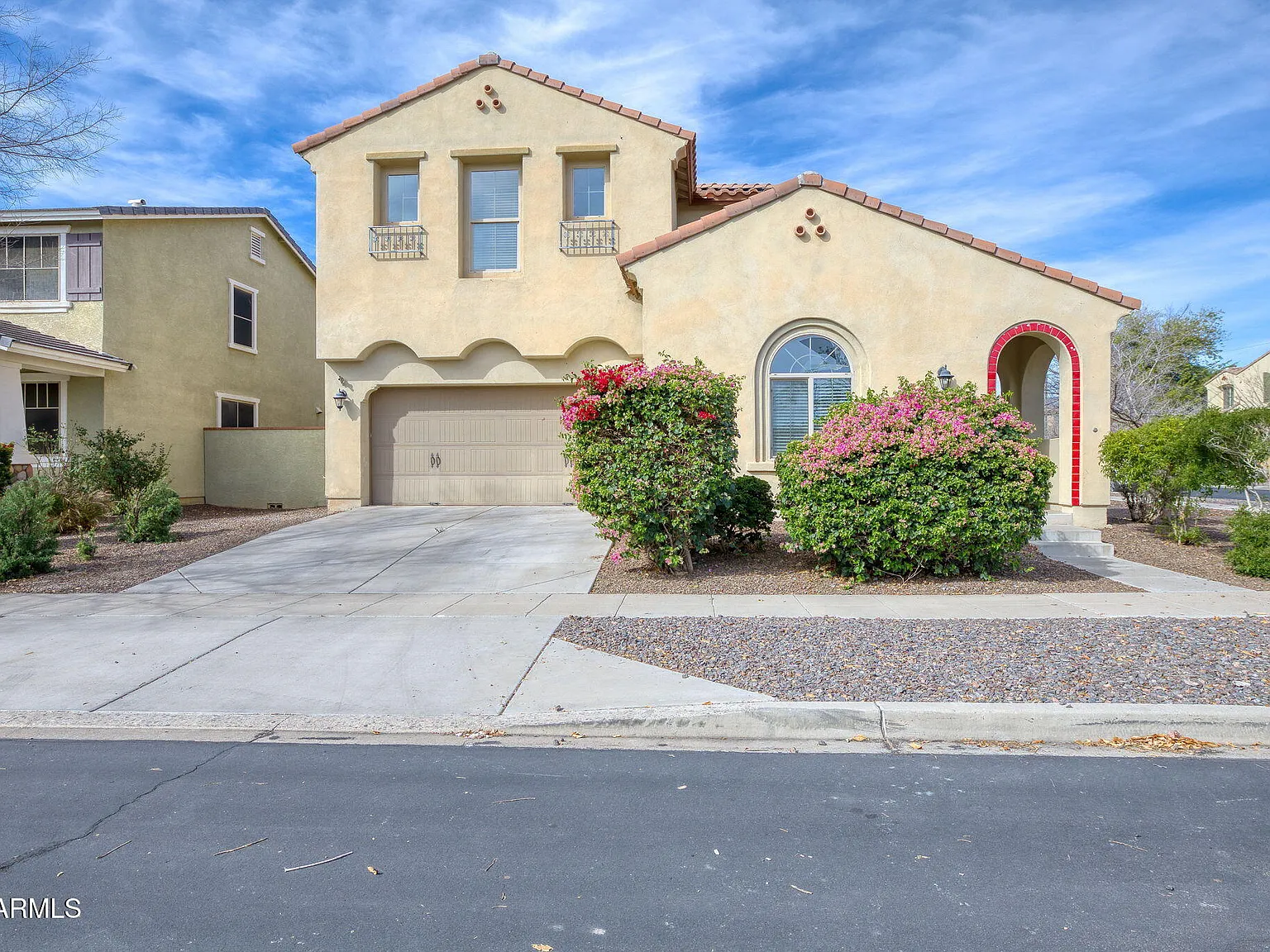 5 bed, 5.5 bath, 3503 sqft, $3,250 — Photo 1