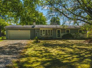 3520 Shellhart Rd, Barberton, OH 44203