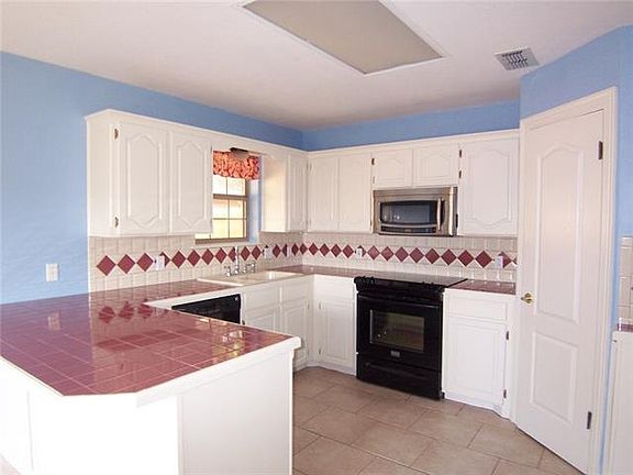 5th image of 5142 Western Plains Ave