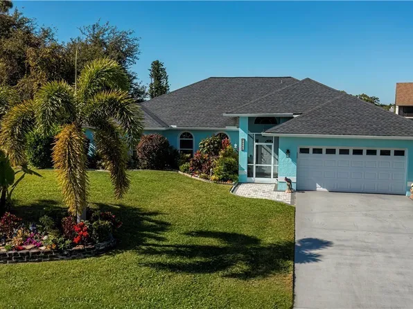 15141 Sam Snead Ln, North Fort Myers, FL 33917