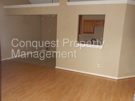 2nd image of 1906 Belmont Dr