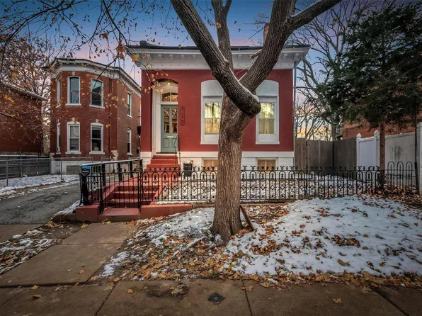 2611 Caroline St, Saint Louis, MO 63104