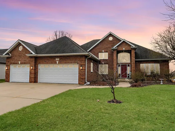 332 Kingsbury Dr, Dekalb, IL 60115