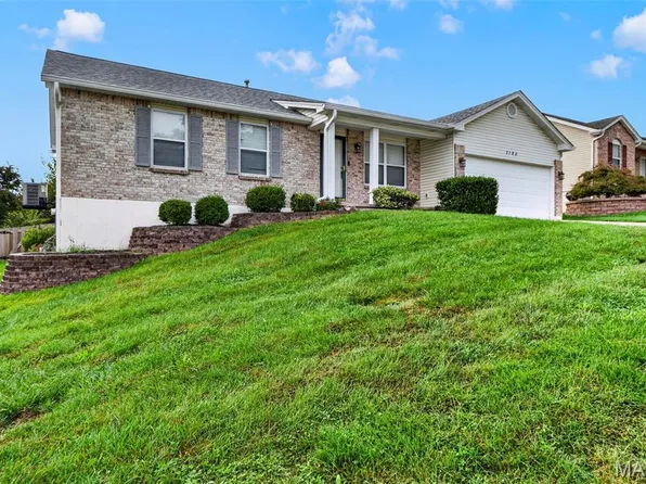 2182 San Simeon Dr, Arnold, MO 63010