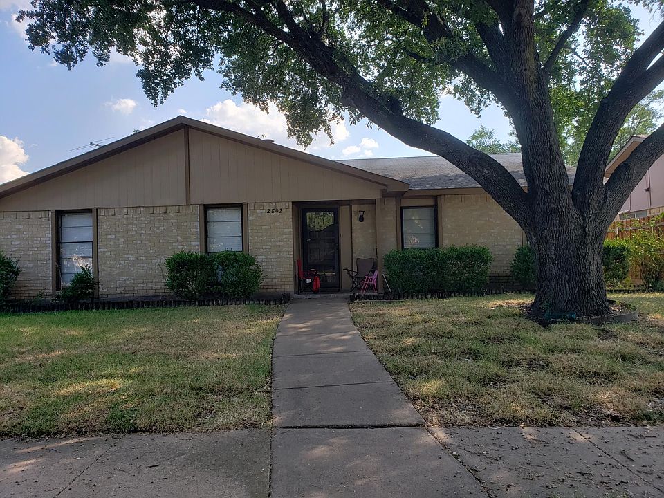 1st image of 2802 Robin Hill Ln