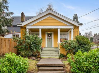 5334 SW Florida St, Portland, OR 97219