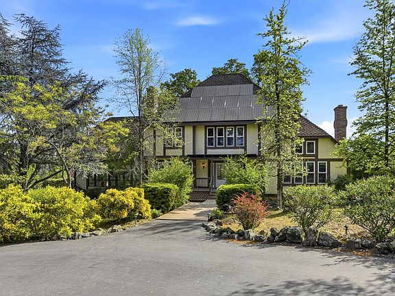 4th image of 1790 Deer Valley Rd