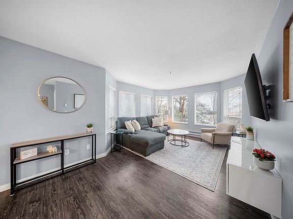 3rd image of 19236 Ford Rd #306