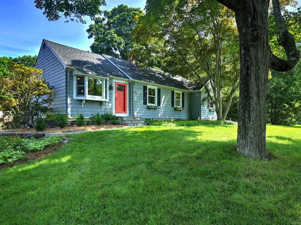 899 Indian Hill Road, Orange, CT 06477