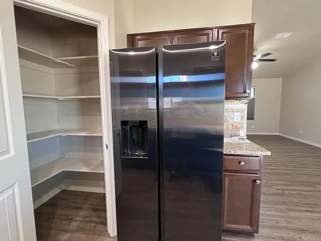 2843 E Luna Vis — Photo 13