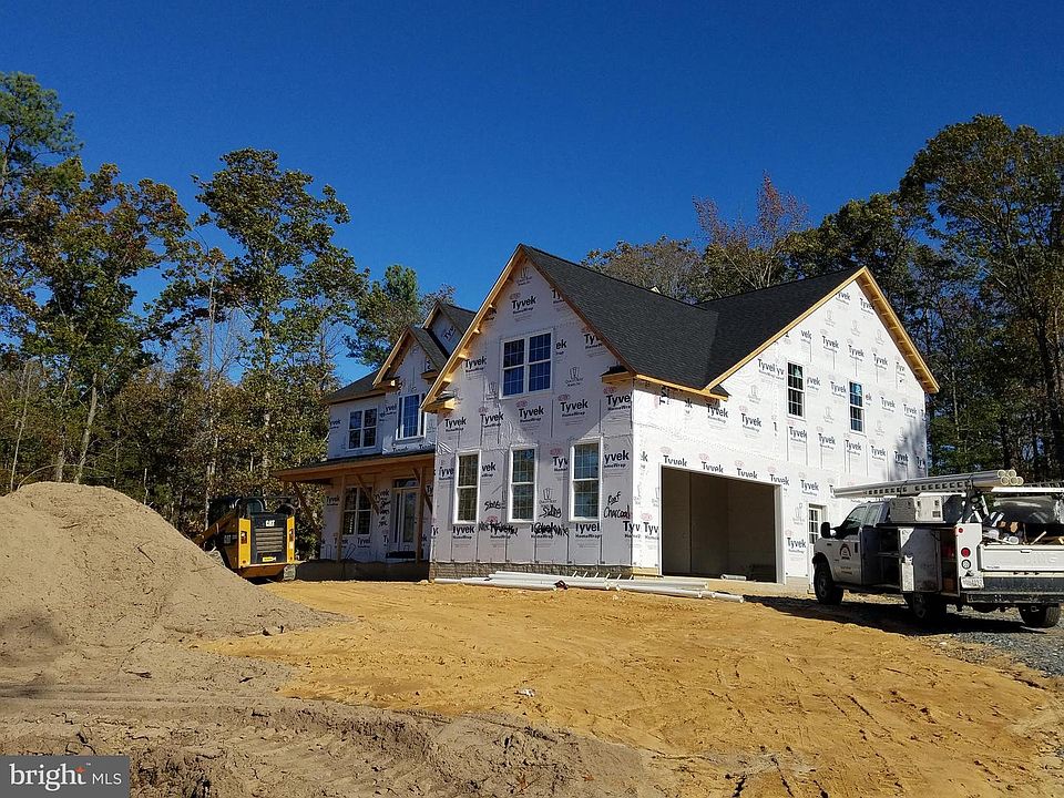 2nd image of 40330 Laurel Cir