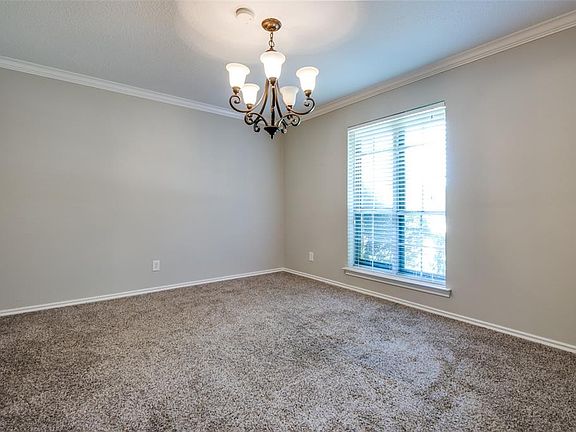4th image of 2501 Indian Hills Dr