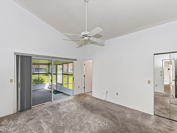 4th image of 3886 40th Ave W