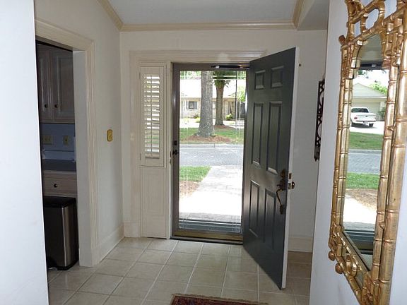5th image of 109 Bridgewater Ct