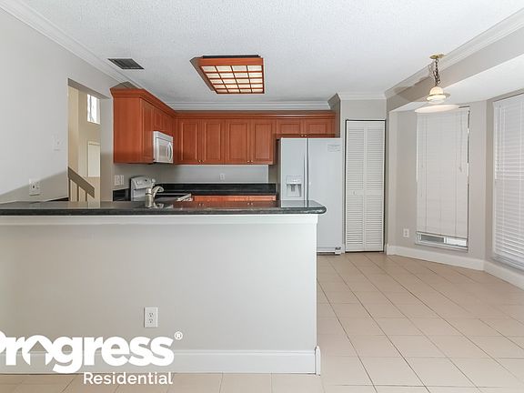 4th image of 5235 NW 54th St