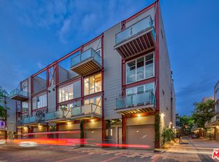 3450 Cahuenga Blvd W APT 402, Los Angeles, CA 90068