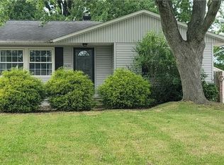 2230 Stewart Dr NW, Warren, OH 44485