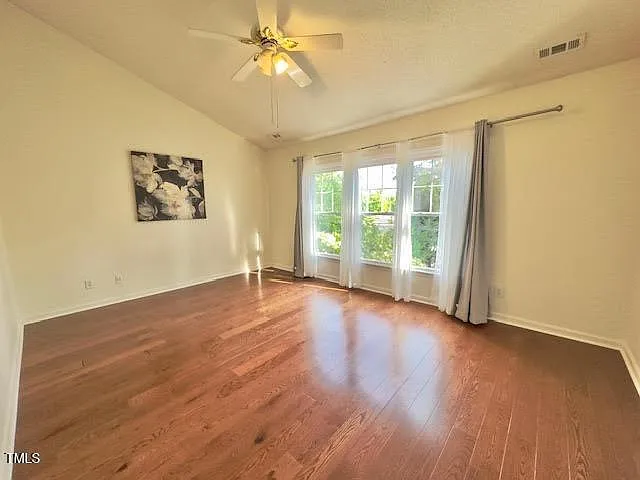 101 Ashley Brook Ct — Photo 16