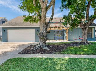 7515 San Mateo Dr E, Boca Raton, FL 33433