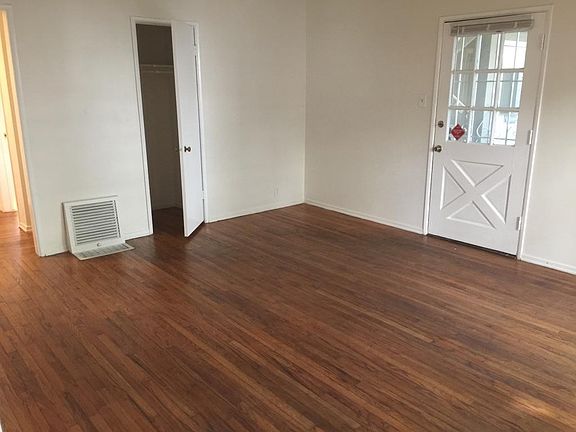 4th image of 12924 Burbank Blvd #2