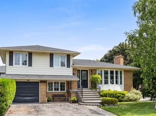 1469 Hillgrove Rd, Mississauga, ON L5J 3M2