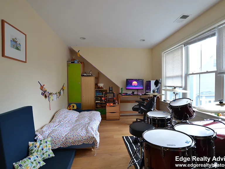 11 Sparhawk St #REAR LEFT — Photo 10