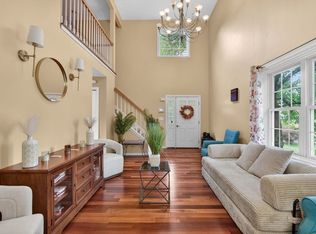 16-16A Burghardt St, Worcester, MA 01604
