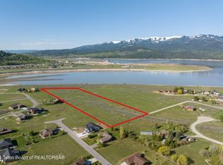 E Lake Cabin Rd, Alpine, WY 83128