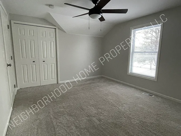 2450 Gerald Ave — Photo 41