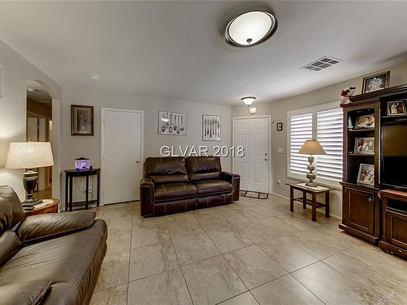 3rd image of 10196 Arlington Abby St