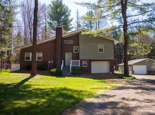 9735 Prindle Rd, North East, PA 16428