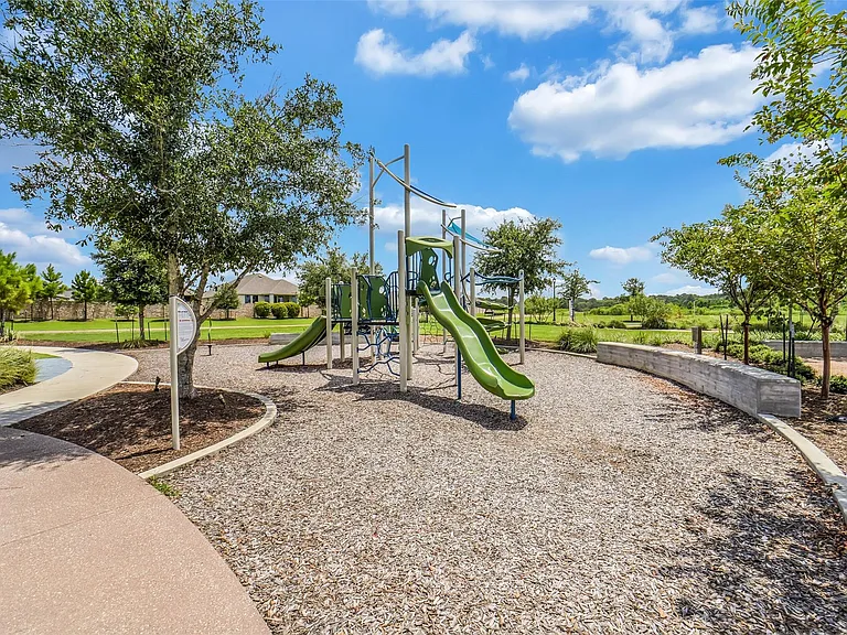 19384 Poppy Village Cir — Photo 44