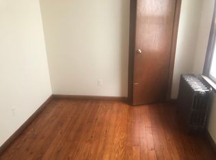 144 W 3rd Ave, Roselle, NJ 07203