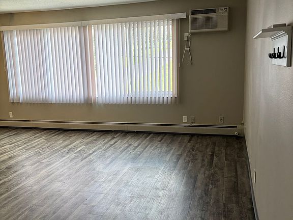 4th image of 1705 Edgewood Dr NW #3