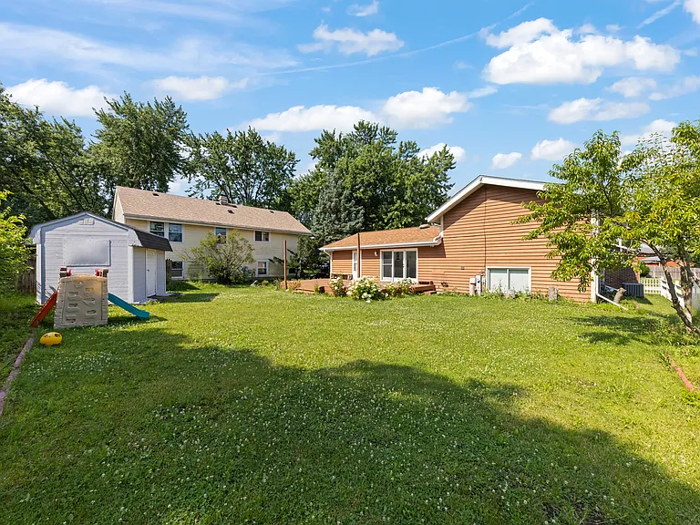 219 Kedvale Ct — Photo 23