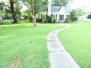 155 E Cherry St, Ackerman, MS 39735