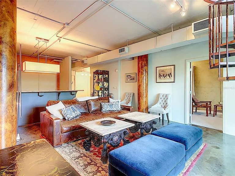 10 N Summerlin Ave #30 — Photo 14