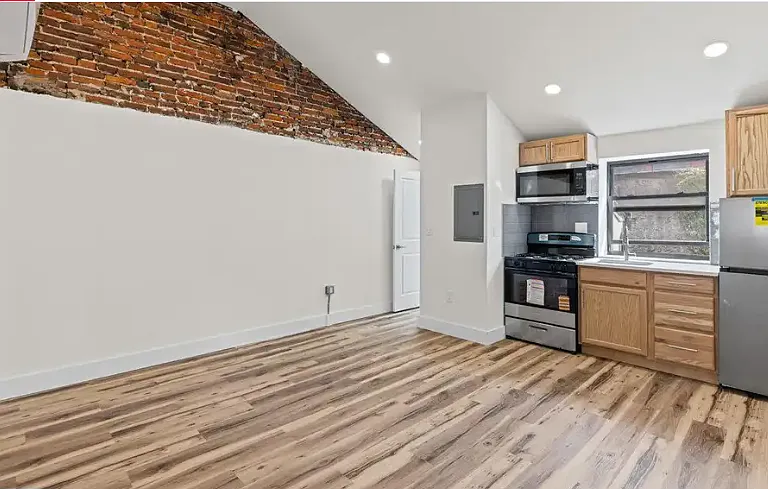 1222 Chancellor St #B — Photo 1
