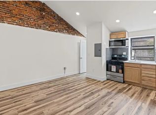 1222 Chancellor St #B, Philadelphia, PA 19107