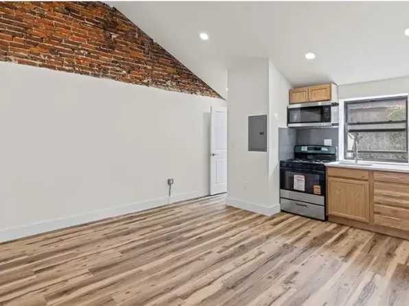 1222 Chancellor St, Philadelphia, PA