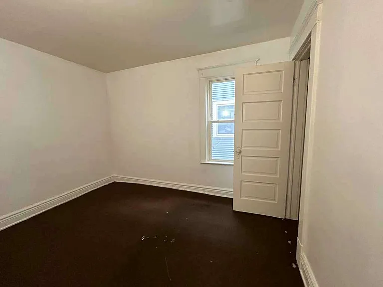 38 Goulding Ave #1 — Photo 14