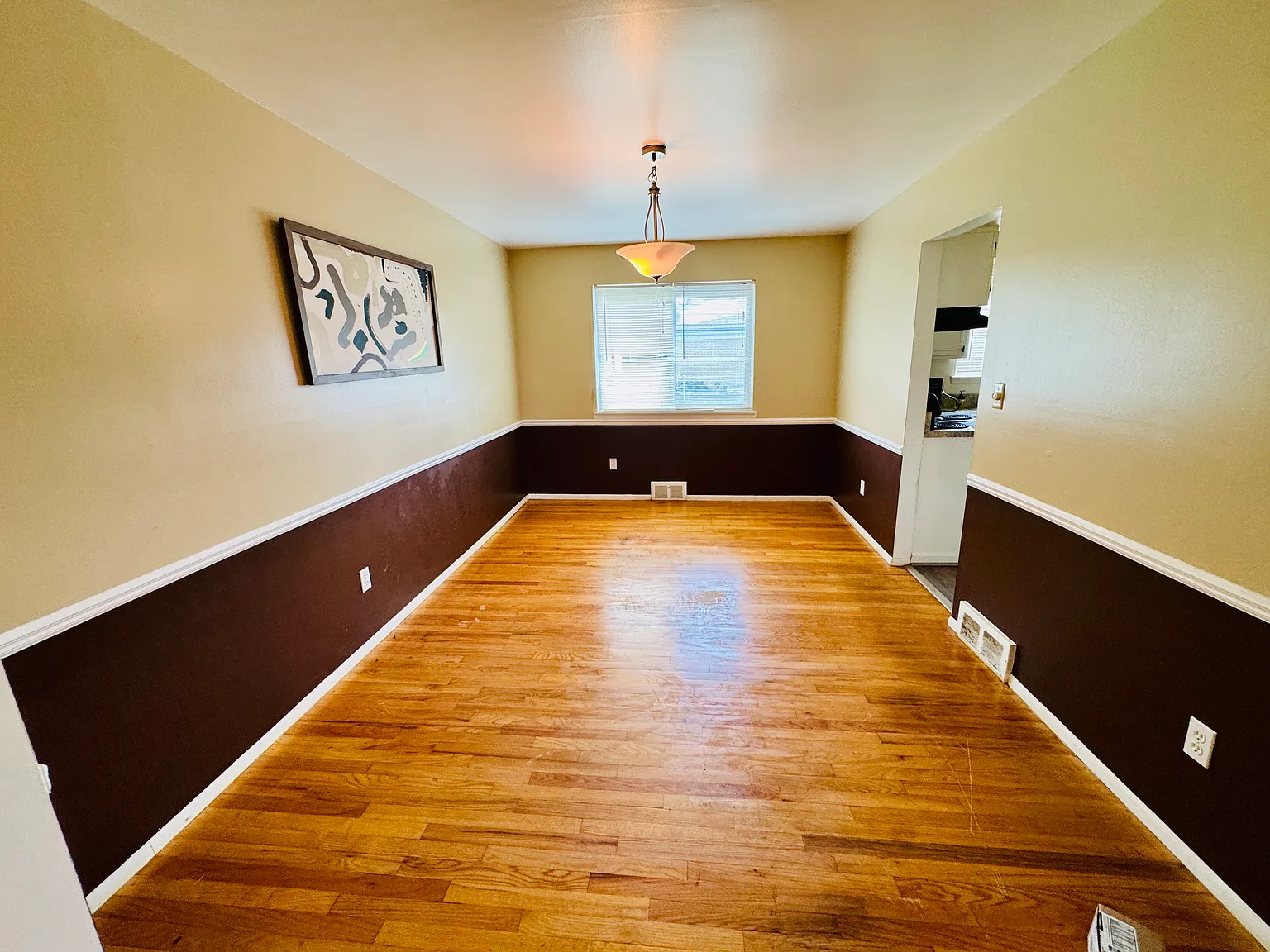 4 bed, 1906 sqft, $2,250 — Photo 4